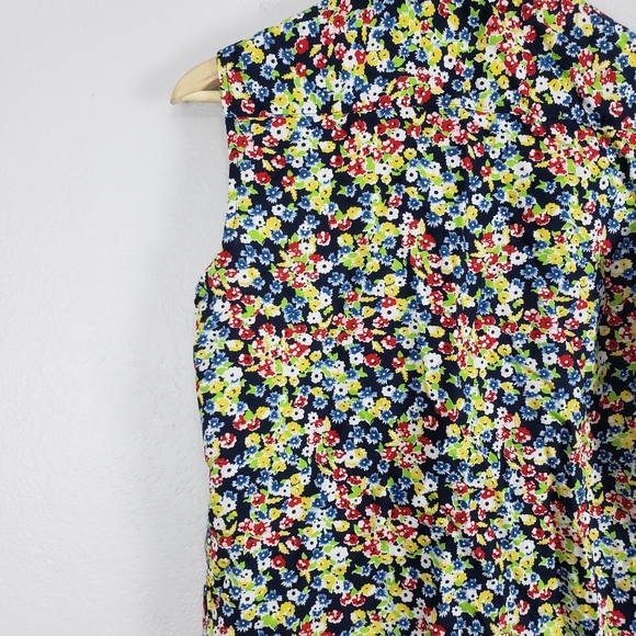 Vintage 90s Guess USA Floral Button Sleeveless Top - Picture 9 of 17